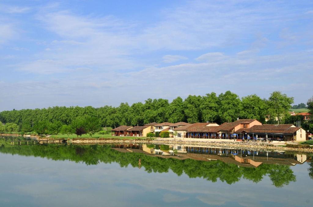 Village Club Miléade Samatan Extérieur photo